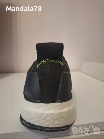 Продавам нови оригинални мъжки маратонки AdidasSolar Boost 19 W FW7820. ., снимка 4 - Маратонки - 55844283