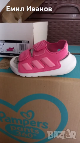 Adidas сандали, снимка 2 - Детски сандали и чехли - 51418038