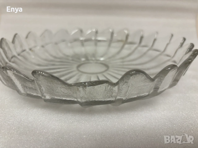 Ретро стъклена фруктиера с вълнообразен ръб, снимка 4 - Антикварни и старинни предмети - 53648425