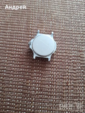 Стар часовник Junghans Quartz, снимка 2 - Антикварни и старинни предмети - 48707509