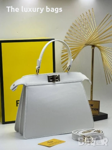 Стилна дамска чанта , снимка 4 - Чанти - 51111487