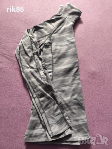 Дамска блуза на Under Armour, снимка 4 - Блузи с дълъг ръкав и пуловери - 52096981