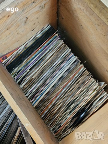 Грамофонни плочи около 2000 броя, снимка 2 - Колекции - 41315346