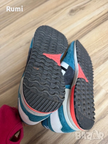 Оригинални класически маратонки Adidas Originals ZX 700 ! 43 н, снимка 7 - Кецове - 51253571