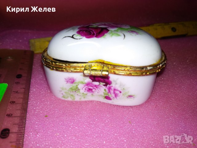 КРАСИВА ПОРЦЕЛАНОВА КУТИЙКА За БИЖУТА - СЪРЧИЦЕ с ФЛОРАЛНА ТЕМАТИКА на КАПАЧЕТО 42859, снимка 6 - Други ценни предмети - 44312288