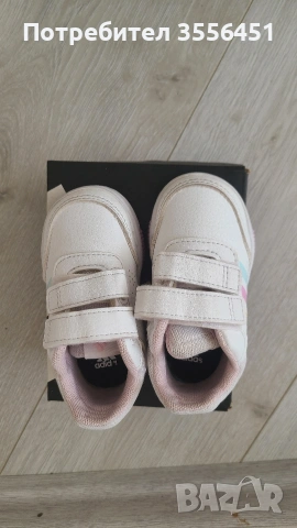 Маратонки АДИДАС, снимка 3 - Детски маратонки - 53322952