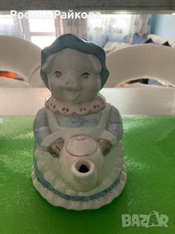 Порцеланов декоративен чайник