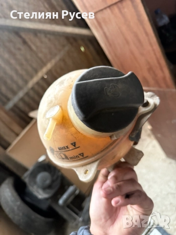 казанче за антифриз / разширителен съд за VW Sharan 2.8i 204кс VR6 2002г - цена 20 лв или  10,23 евр, снимка 4 - Части - 52693722