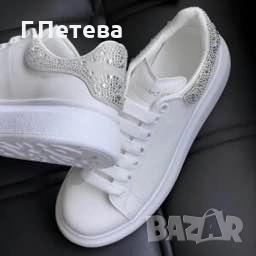 Дамски Сникърси Alexander McQueen - Цвят Бяло с Камъчета, снимка 3 - Маратонки - 52563899