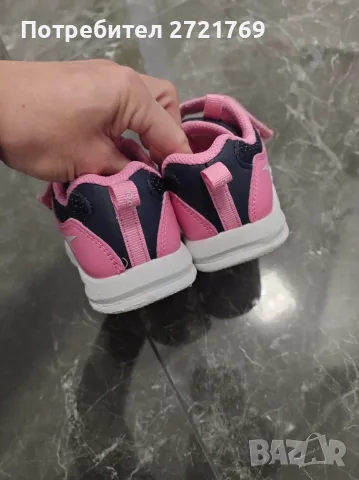 Детски маратонки Reebok, снимка 3 - Детски маратонки - 56335756