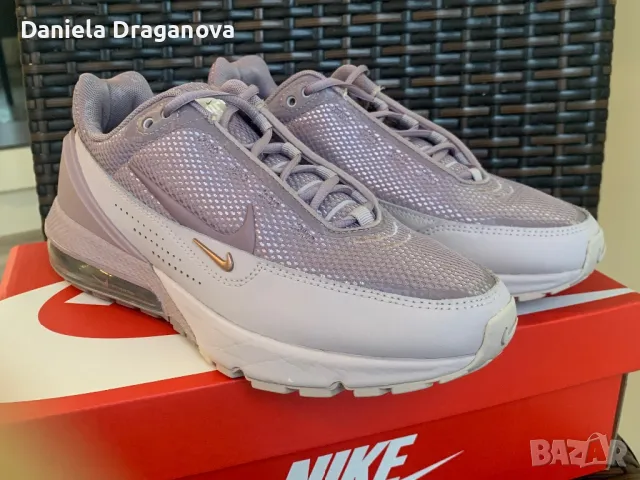 Дамски маратонки Nike Air Max Pulse, снимка 1 - Маратонки - 48176588