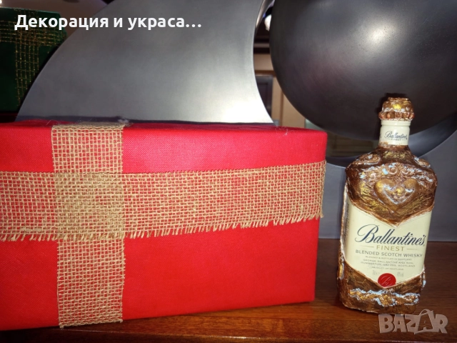 Подаръчна коледна бутилка с барокови елементи, снимка 2 - Декорация - 52592233