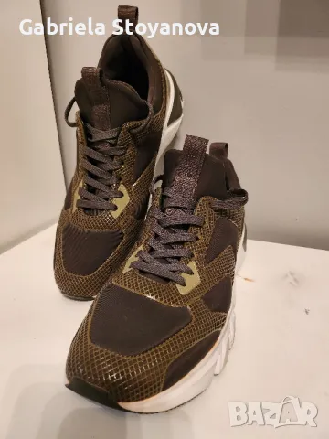 Сникърси Calvin Klein , снимка 4 - Ежедневни обувки - 47975090