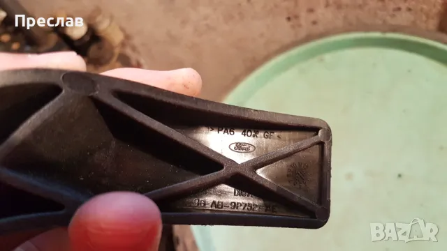 Педал за газта на Форд Фокус 1.6Е, хечбек, 1998-1999 година, снимка 2 - Части - 47816952