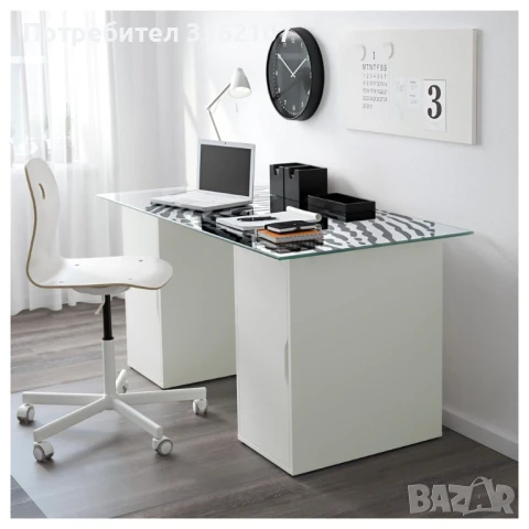 Дизайнерско бюро със стъклен плот и две шкафчета ИКЕА