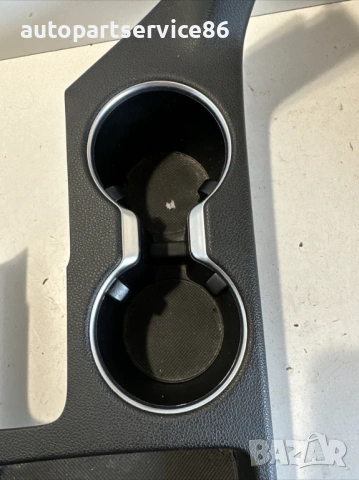 Преден държач за чаши за KIA Sportage (2020) 84670-F1000, снимка 2 - Части - 53355612