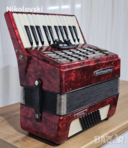 Акордеон Weltmeister Stella , снимка 3 - Акордеони - 52890273