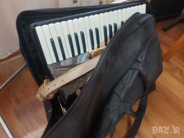 Hohner Lucia 2 80баса, снимка 4 - Акордеони - 53610502