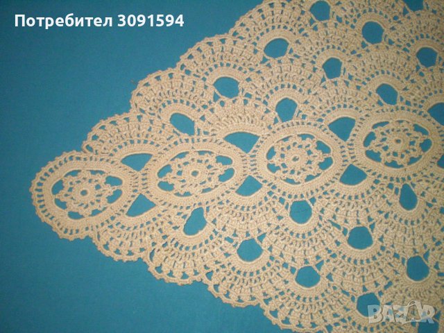 Плетена на една кука покривчица  цвят екрю