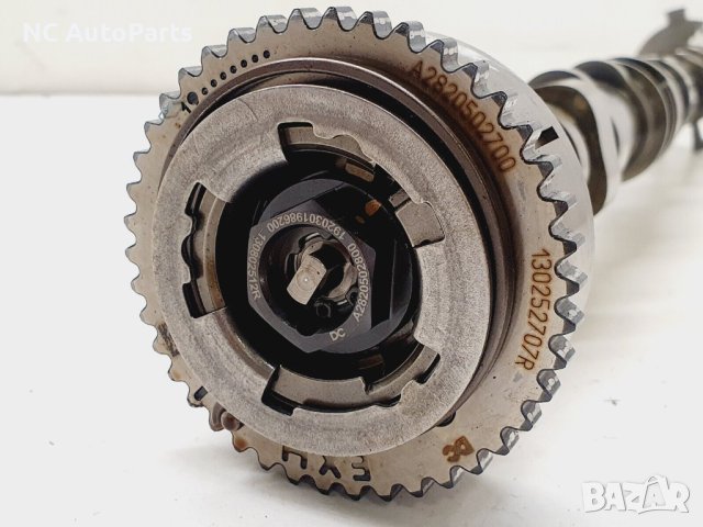 Разпределителен вал за Mercedes Мерцедес А B клас W177 W247 1.3 бензин M282.914 A2820502700 2020, снимка 2 - Части - 42654686