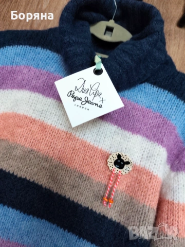 Dua Lipa & Pepe Jeans нов с етикет пуловер с брошка, снимка 7 - Блузи с дълъг ръкав и пуловери - 40312475