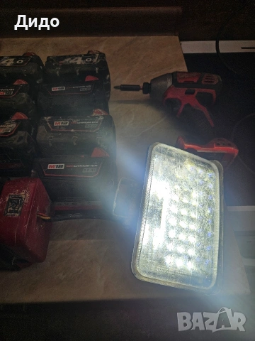 институти Milwaukee винтоверт импакт батерии лампа с usb, снимка 9 - Винтоверти - 53564363