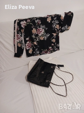 Черна лачена чанта, снимка 3 - Чанти - 53222487