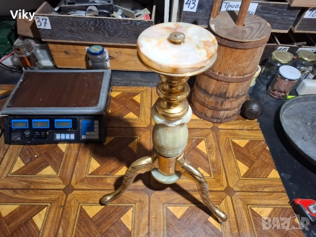 Стара месингова поставка с три крака, снимка 5 - Антикварни и старинни предмети - 51583132