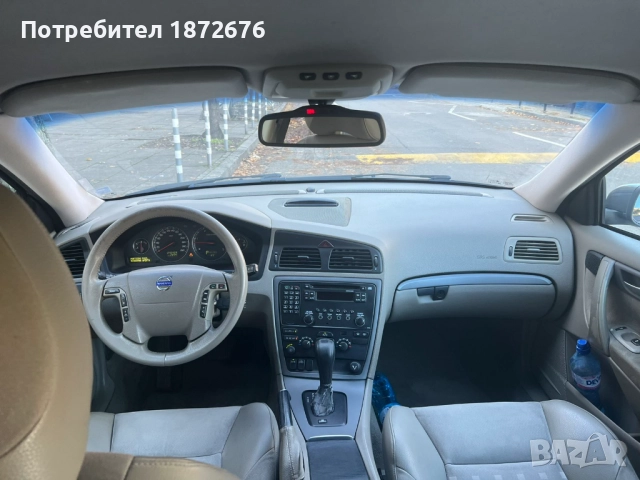 Продава Volvo V70 комби, снимка 5 - Автомобили и джипове - 52420215
