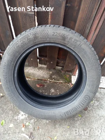 Зимни гуми 225/55 R17, снимка 2 - Гуми и джанти - 48150193