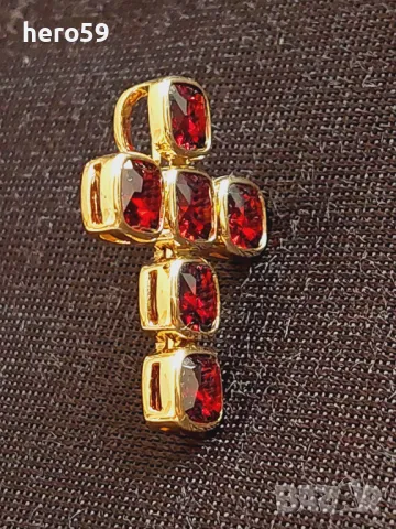 Прекрасен сребърен позлатен кръст с гранати, снимка 11 - Колиета, медальони, синджири - 49438588