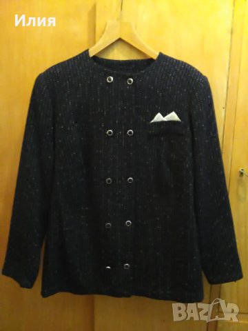 Женски костюми и сака