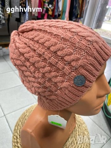 Зимна шапка, снимка 3 - Шапки - 53186228