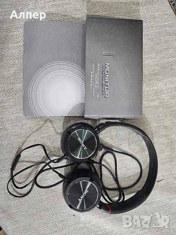 Sony MDR-ZX300 – чисто нови жични слушалки, неупотребявани