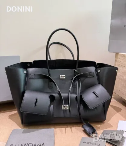 Balenciaga Дамска чанта, кожа, снимка 6 - Чанти - 56017935
