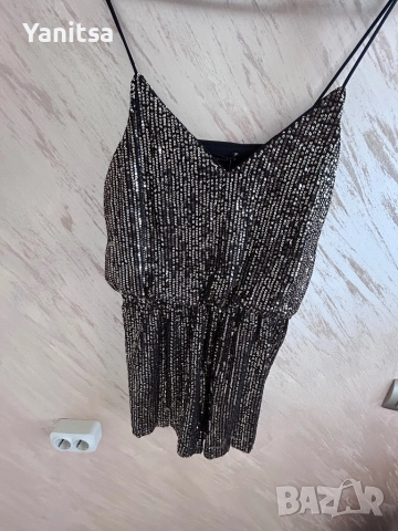 Летен лот: дънкови къси гащи и два гащеризона, снимка 4 - Гащеризони - 52412350