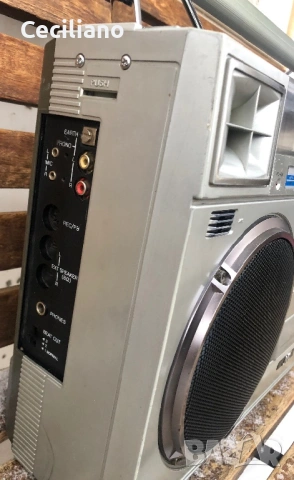 Радиокасетофон JVC RC M70, снимка 8 - Радиокасетофони, транзистори - 53333193