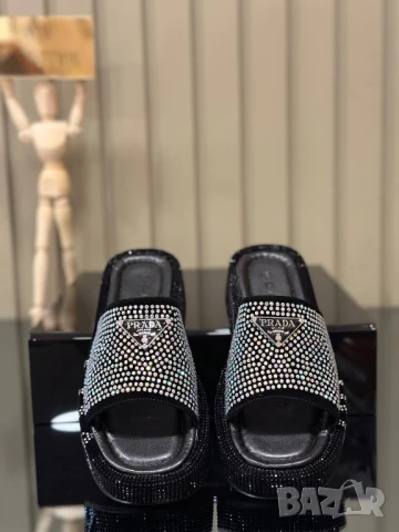 чехли prada , снимка 6 - Чехли - 51305309