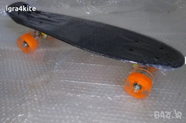 Черен светещ пениборд много модели скейтборд skateboard pennyboard, снимка 7 - Скейтборд, ховърборд, уейвборд - 35773988