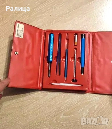 Швейцарски комплект с инструменти за ремонт на кварцови часовници