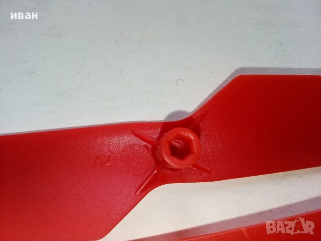 Перки за играчки дронове 11броя, снимка 3 - Други ценни предмети - 52721174