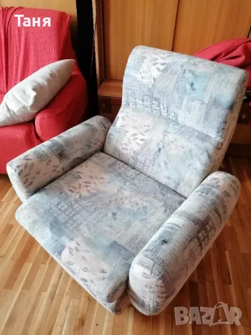 Холна гарнитура от разтегателен диван с железен механизъм, две табуретки и два фотьойла, снимка 12 - Дивани и мека мебел - 49789733