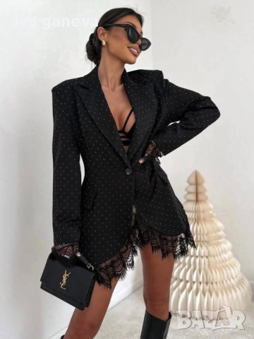 Сако с камъчета 