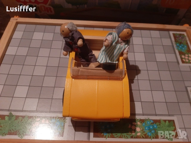 Нова дървена къща за кукли, снимка 7 - Кукли - 53843399