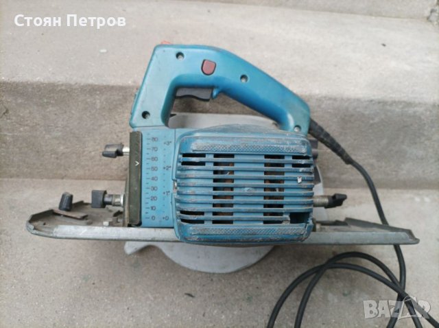 Циркуляр Bosch 1200W, снимка 3 - Други инструменти - 40368768