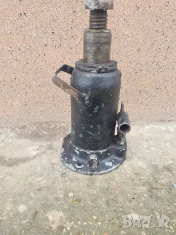 Български хидравлични крикове 12 тона, снимка 6 - Индустриална техника - 49171522