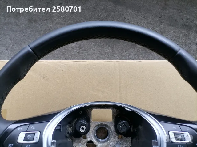 Продавам оригинален кожен мулти волан за Тигуан 2017г Т рок голф 7 Пасат , снимка 3 - Аксесоари и консумативи - 56234903