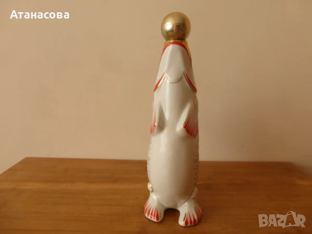 Украински порцеланов сервиз за ракия чаши и кана Риби 1960 г риба, снимка 3 - Сервизи - 51001517