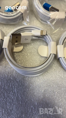 Apple оригиннални кабели USB към Lightning (1.5m), снимка 2 - USB кабели - 50733121