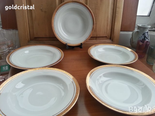 Стар български порцелан чинии с златен кант , снимка 14 - Антикварни и старинни предмети - 39897654